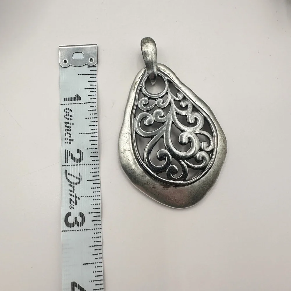 Vintage Y2K Silver Tone Filigree Openwork Teardrop Pendant‎ Boho Women's Jewelry